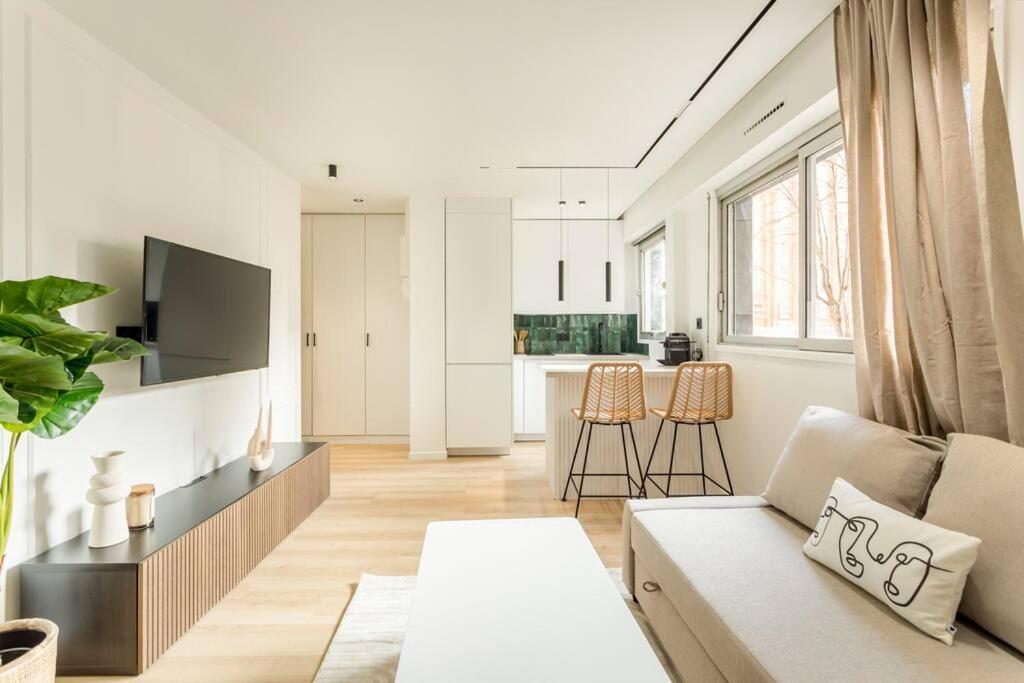 Luxurious 3 Min Walk From Eiffel Tower Apartment Paris Ngoại thất bức ảnh