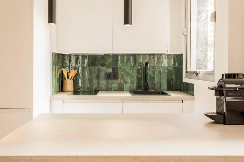 Luxurious 3 Min Walk From Eiffel Tower Apartment Paris Ngoại thất bức ảnh